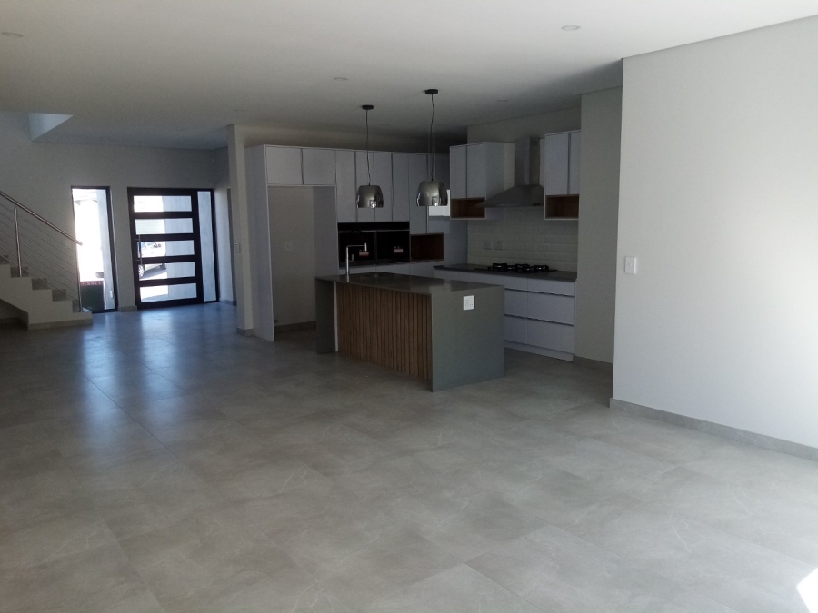 4 Bedroom Property for Sale in Sandown Western Cape